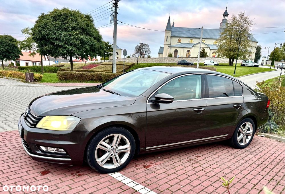 Volkswagen Passat 2.0 TDI Highline DSG - 3