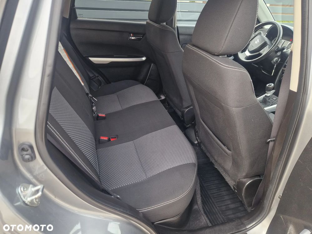 Suzuki Vitara 1.6 DDiS (4x2) Comfort+ - 12