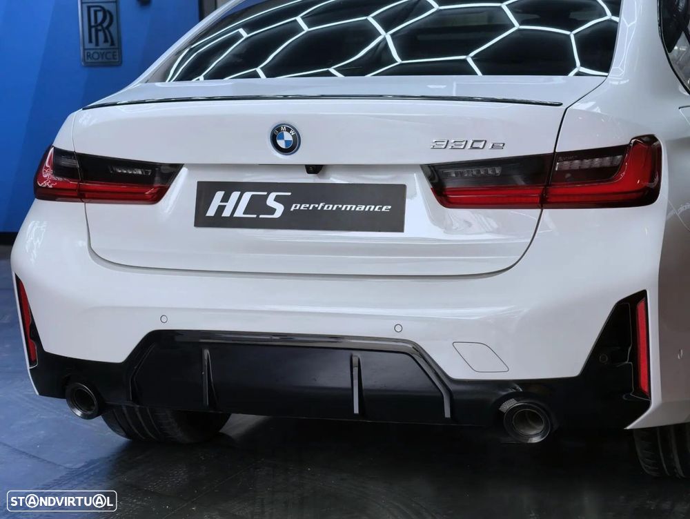 BMW 330 e Pack Desportivo M Pro Auto - 23