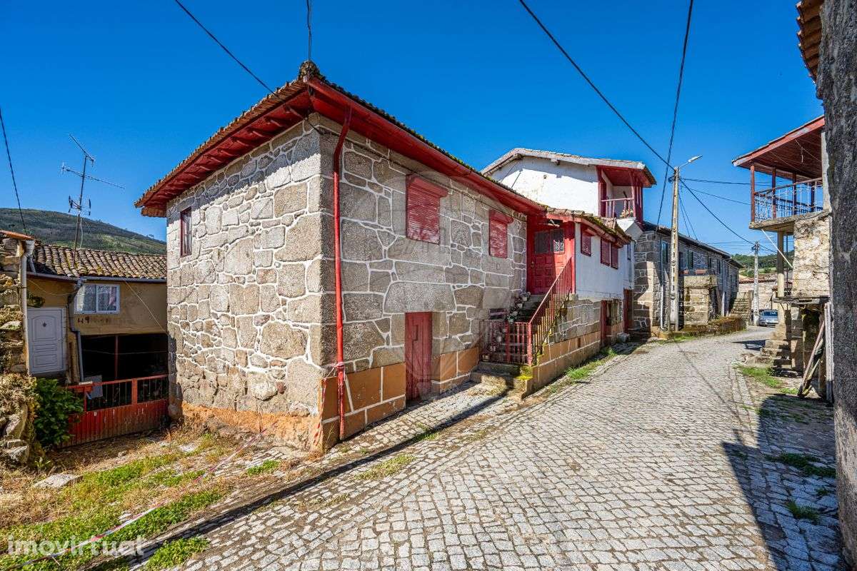 Moradia T4 para venda - Grande imagem: 2/22