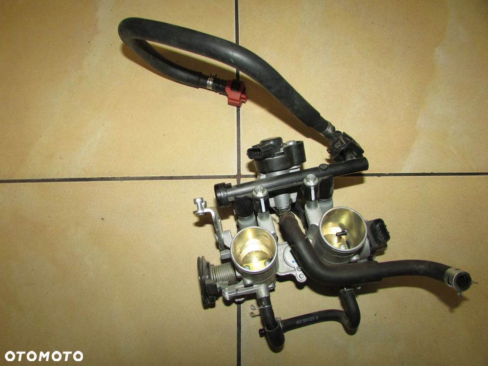YAMAHA MT-03 2020+ przepustnice wtryski TPS - 1
