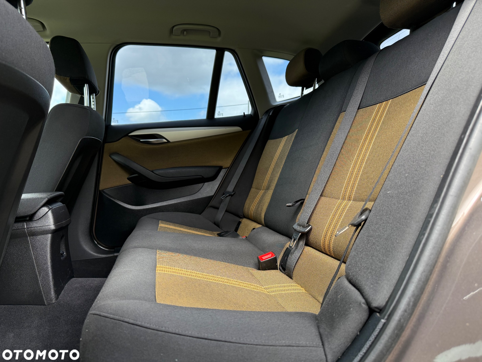BMW X1 sDrive18d - 23