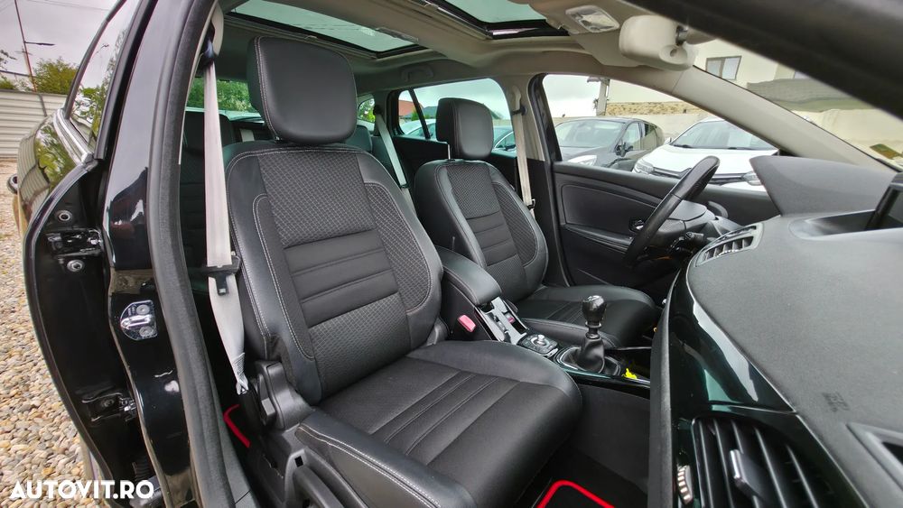 Renault Megane ENERGY dCi 130 BOSE EDITION - 25