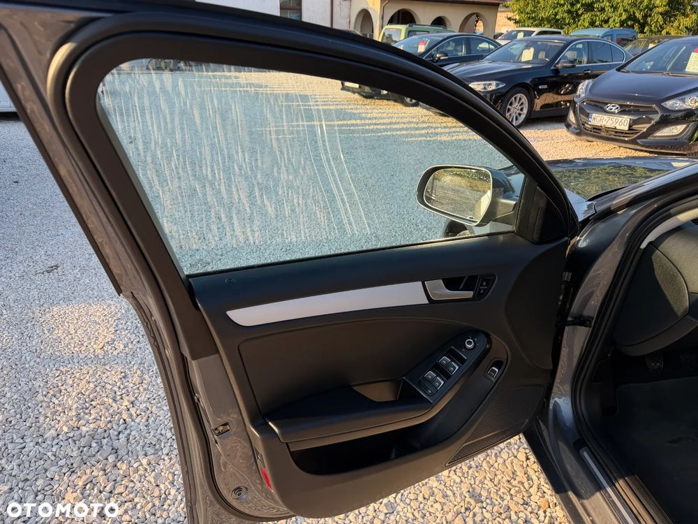 Audi A4 Limousine 2.0 TDI ultra - 16