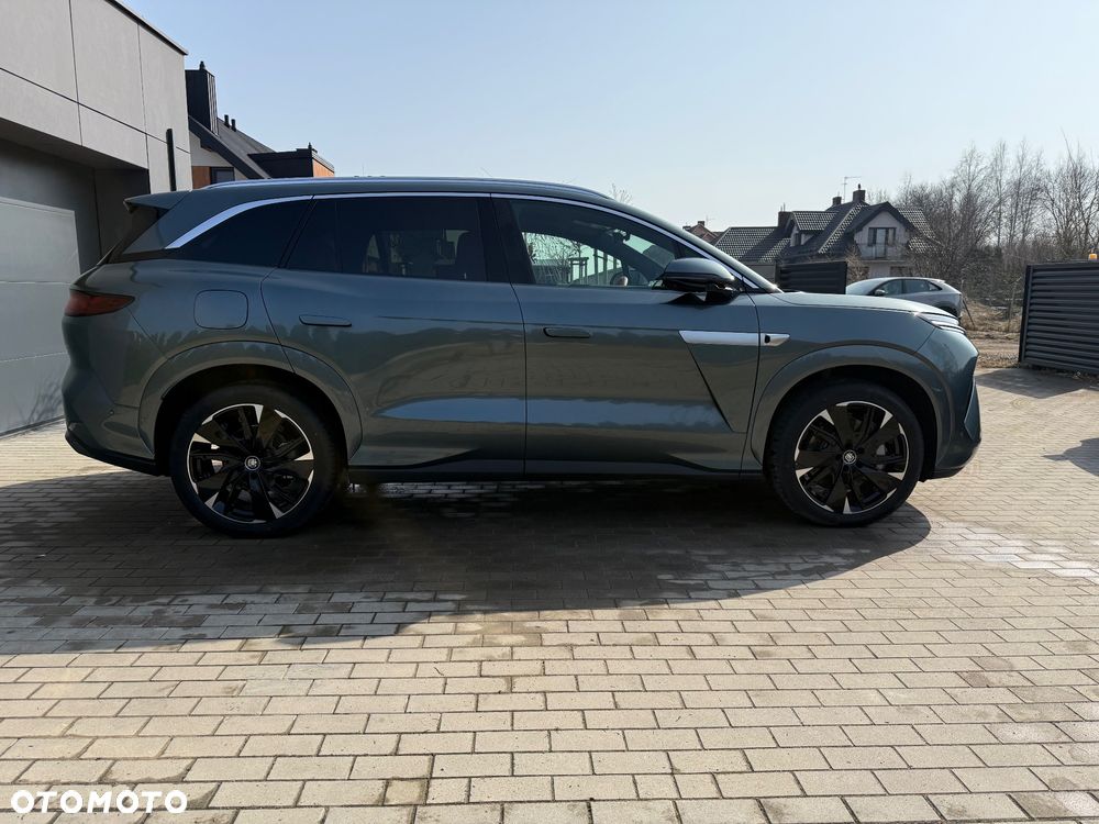BYD Tang L - 7