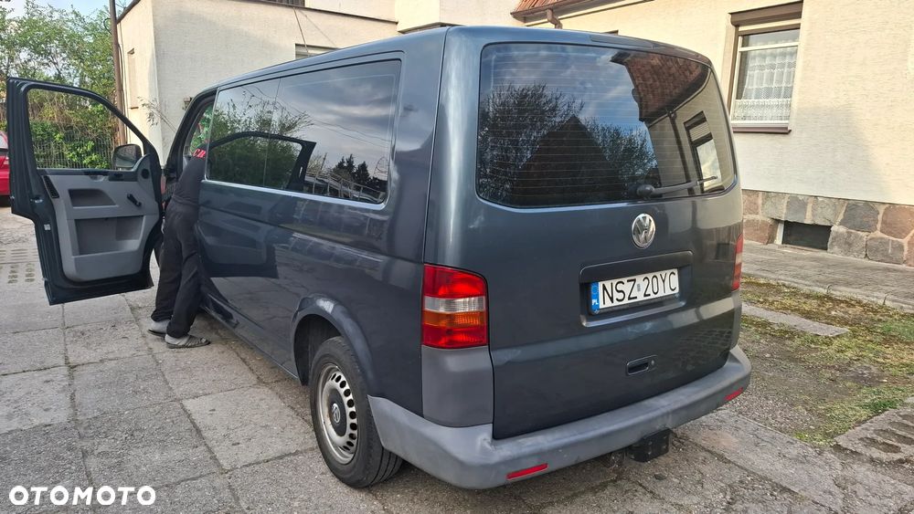 Volkswagen Transporter Shuttle L1 - 4