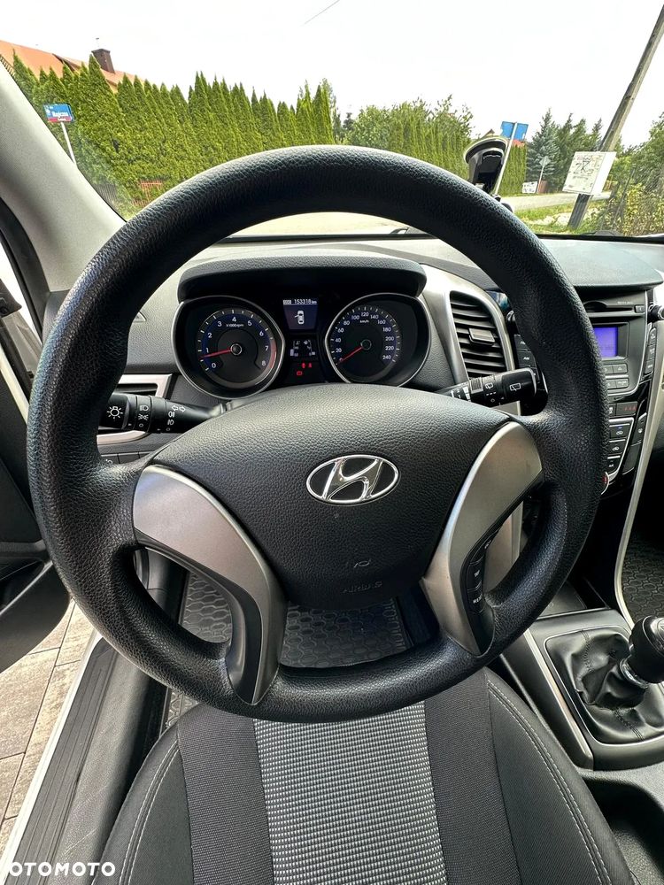Hyundai i30 1.4 Select - 12