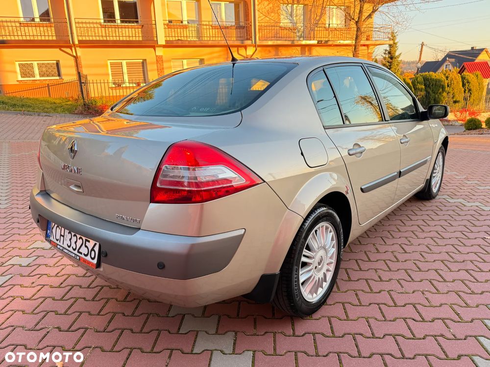 Renault Megane 1.6 16V Privilege - 7