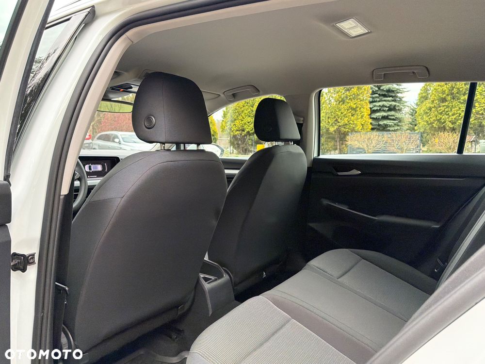 Volkswagen Golf 1.0 TSI - 29