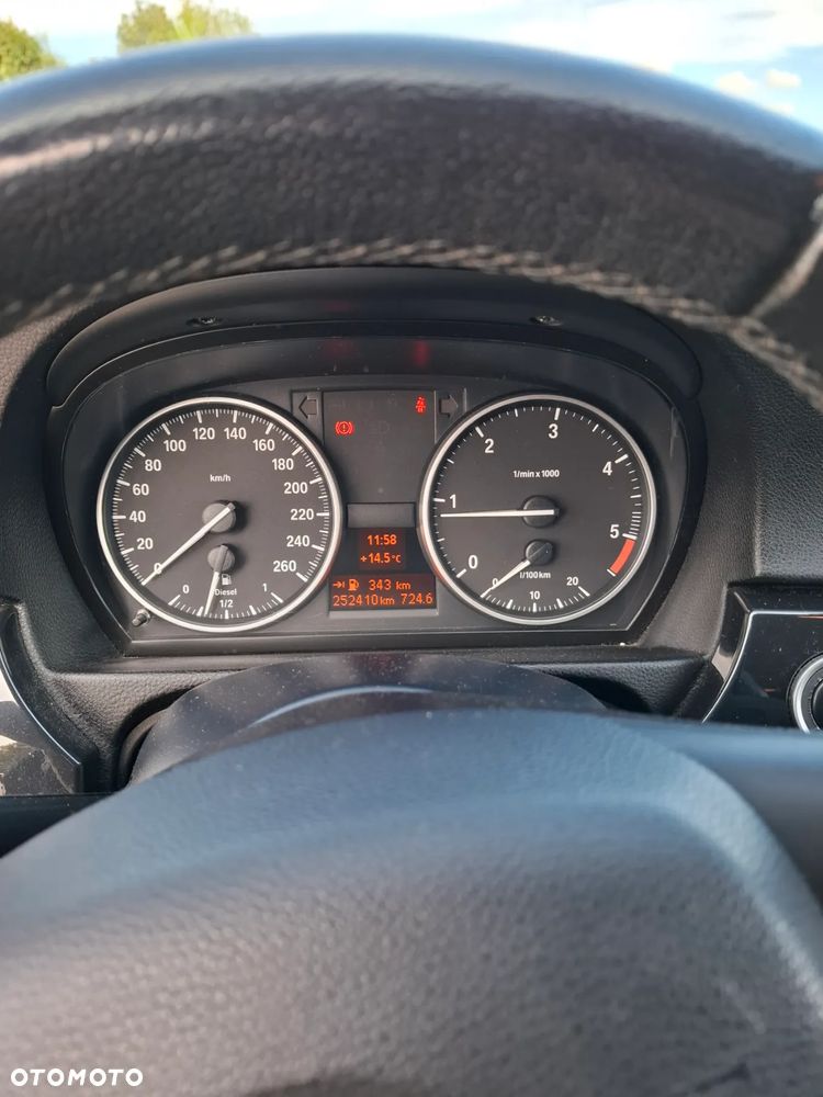 BMW Seria 3 318d - 11