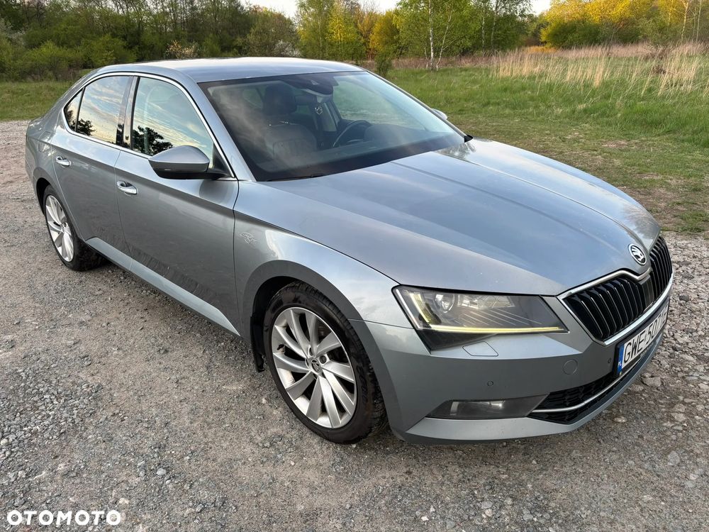 Skoda Superb 2.0 TDI L&K - 8