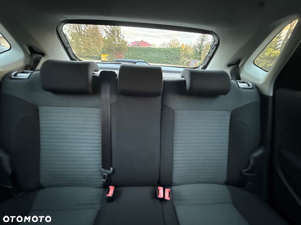 Volkswagen Polo - 12