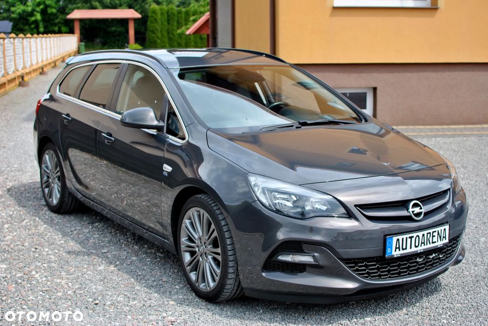 Opel Astra 1.4 T Cosmo S&S - 2