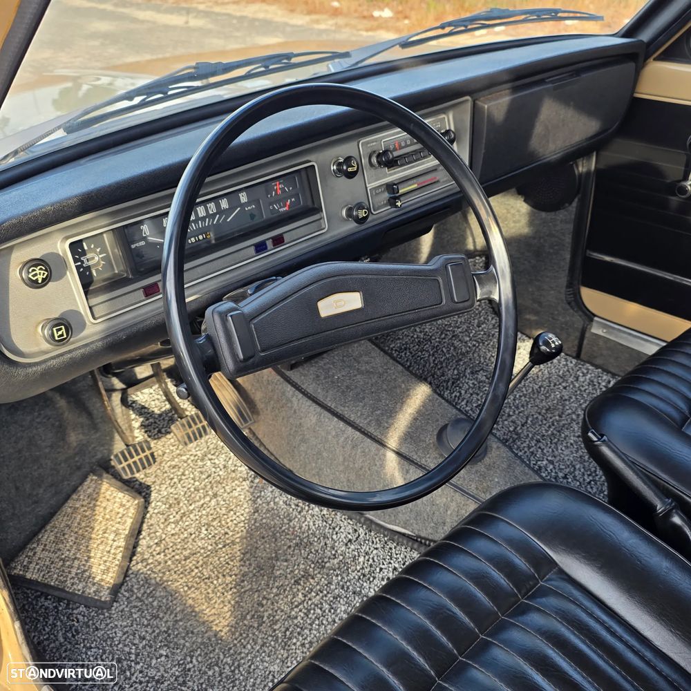 Datsun 1200 - 10