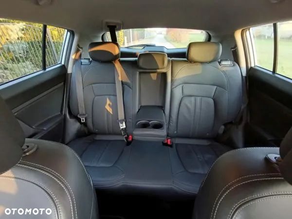 Kia Sportage 1.7 CRDI 2WD ISG Dream-Team Edition - 11