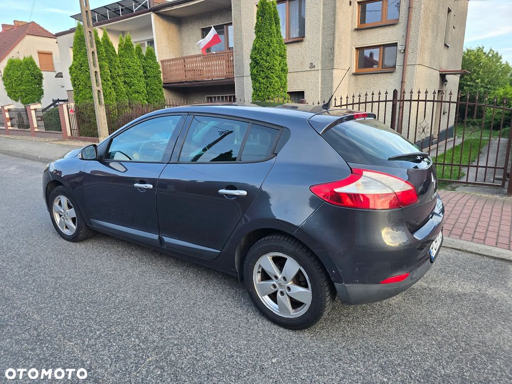 Renault Megane 1.6 16V 110 Dynamique - 9