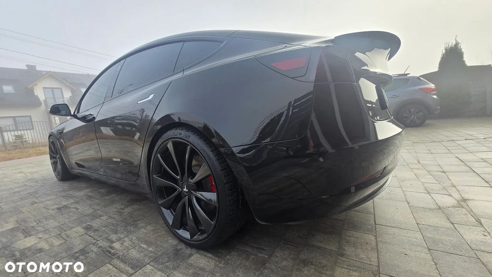 Tesla Model 3 Langstreckenbatterie Allradantrieb Dual Motor Performance - 8