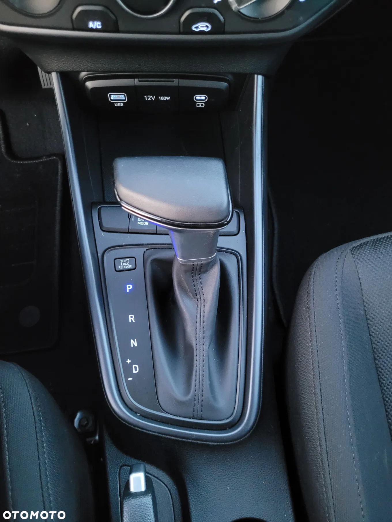 Hyundai i20 1.0 T-GDi Premium DCT - 13