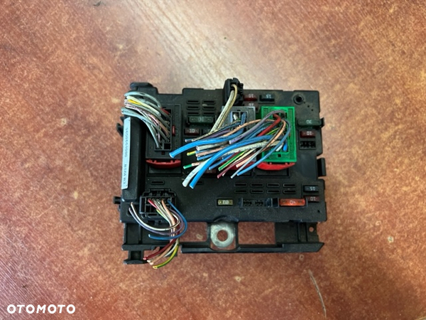 MODUŁ STEROWNIK SKRZYNKA BEZPIECZNIKÓW BSM B3 PEUGEOT CITROEN 9650664080