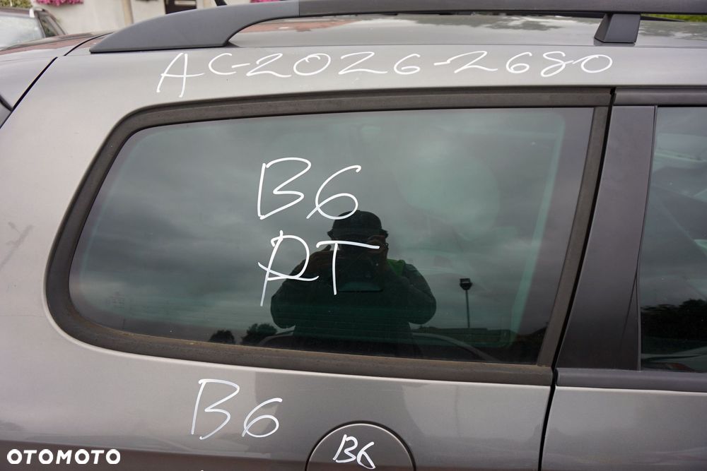SZYBA KAROSERYJNA TYLNA PRAWA BOCZNA PASSAT B6 KOMBI  VOLKSWAGEN 2005-2010 - 1