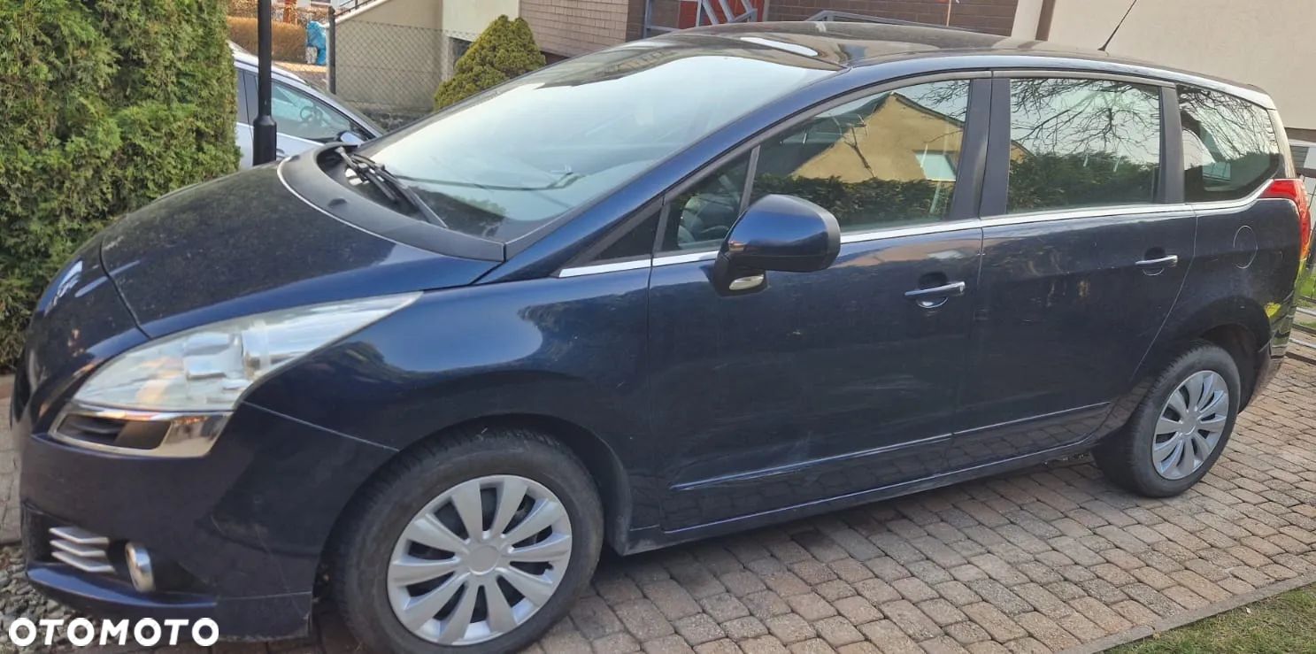 Peugeot 5008 1.6 HDi Premium - 1
