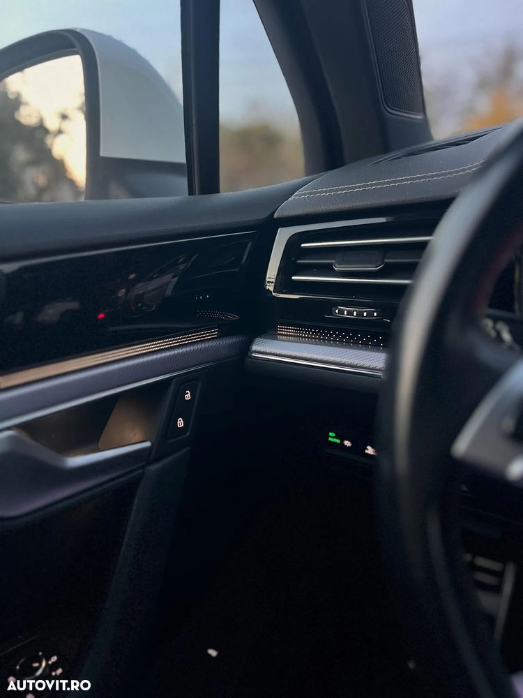 Volkswagen Touareg - 9