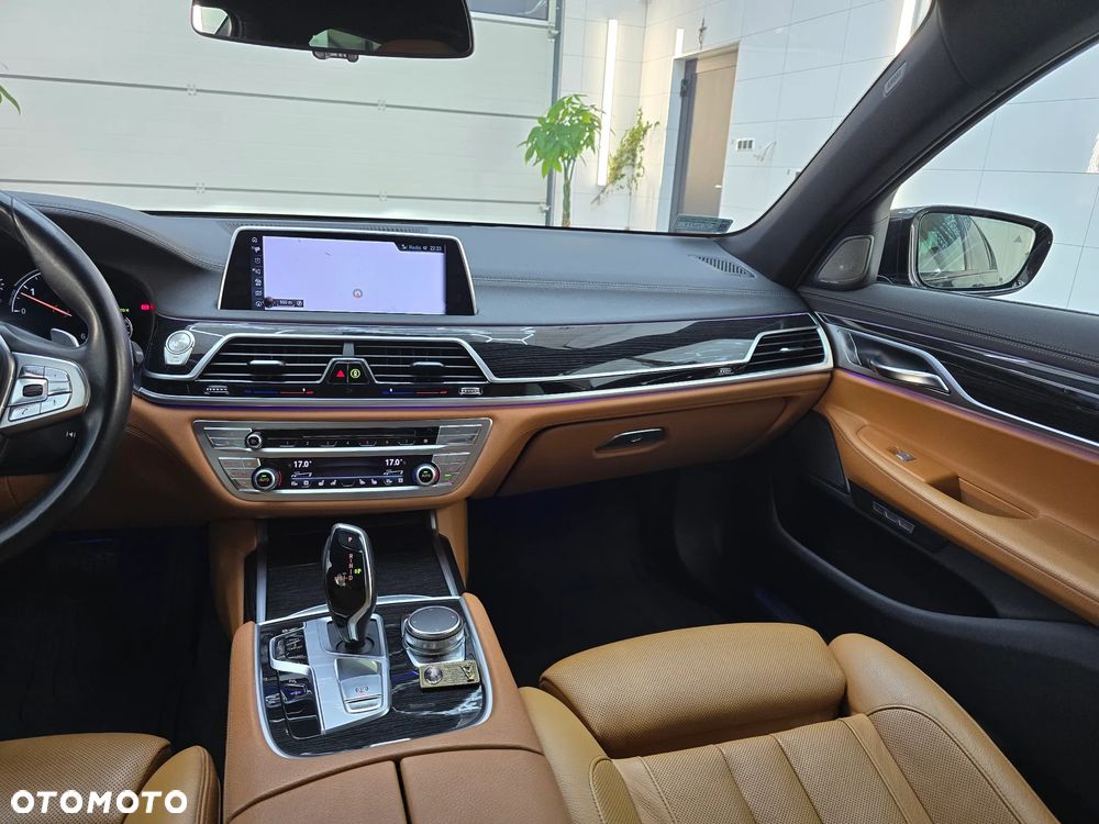 BMW Seria 7 730d xDrive - 19