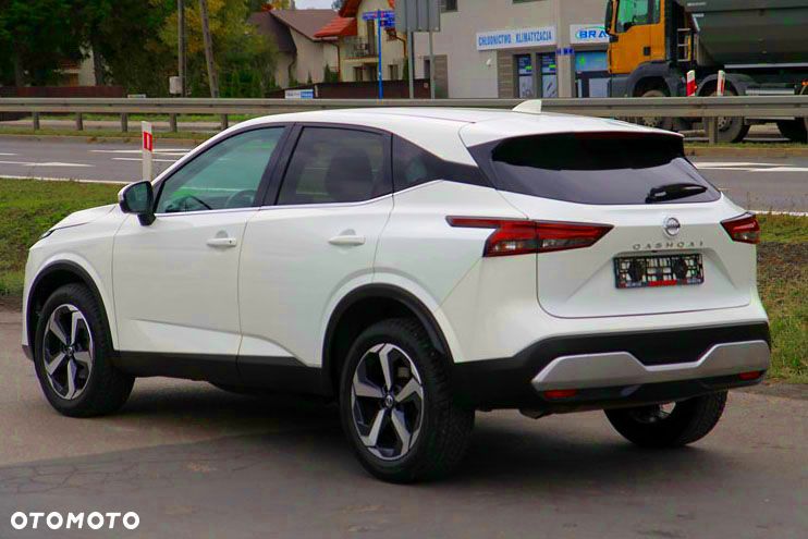 Nissan Qashqai ver-1-3-dig--t-mhev-acenta - 4