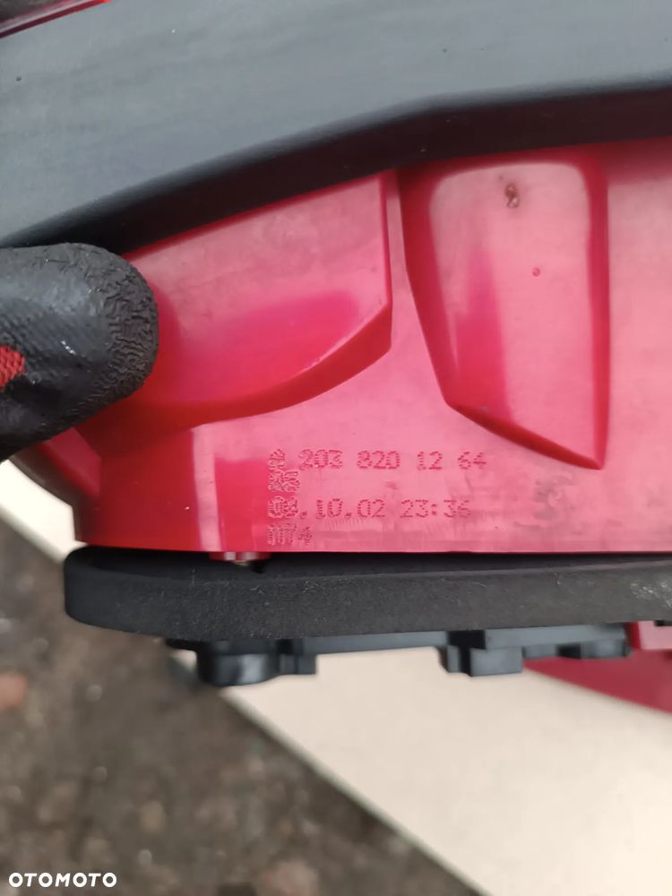 LAMPA TYŁ TYLNA PRAWA MERCEDES BENZ W203 KOMBI A2038201264 - 6