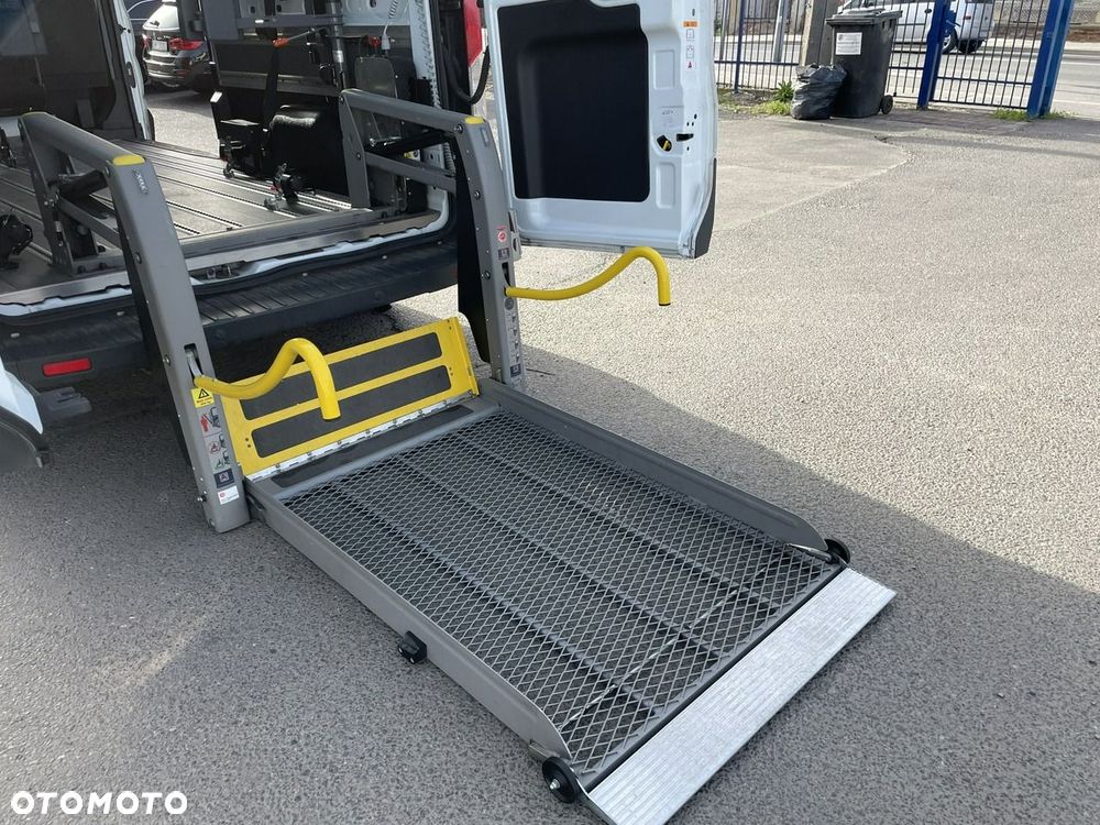 Ford Transit - 10