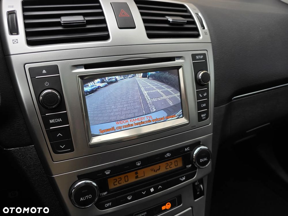 Toyota Avensis 1.8 Premium - 35