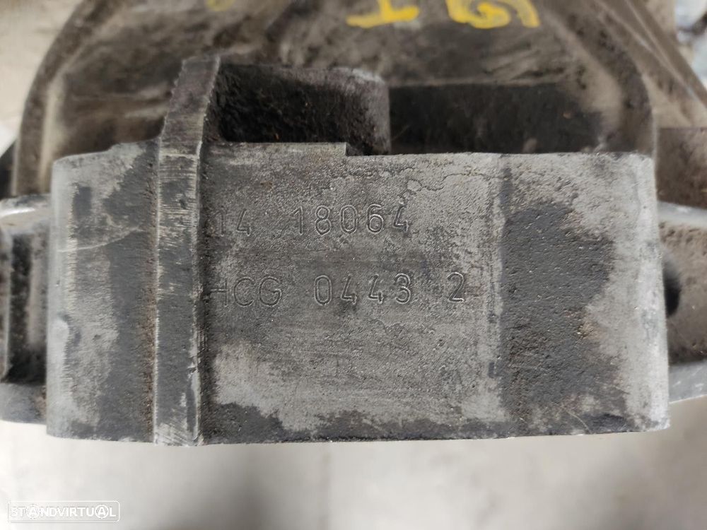 CAIXA VELOCIDADES AUDI A4 AVANT 2004 - 4