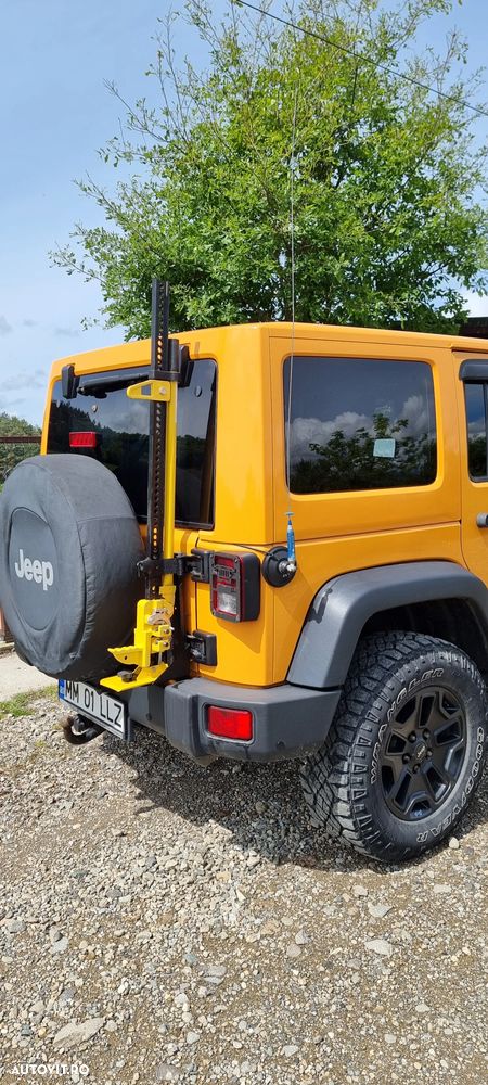 Jeep Wrangler - 5