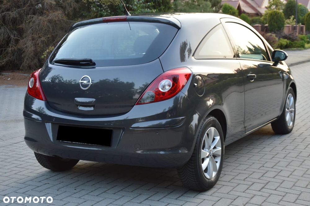 Opel Corsa 1.4 16V Energy - 4
