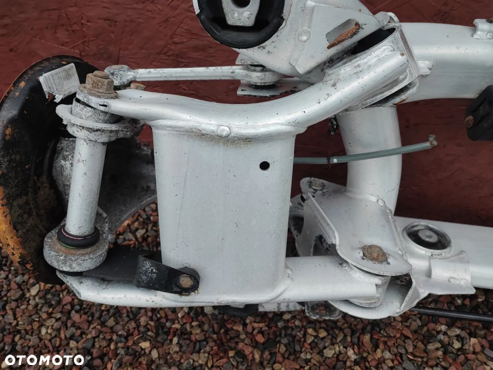 BMW E39 SEDAN ORYGINALNY KOMPLETNY WÓZEK TYŁ / BELKA ZAWIESZENIA TYŁ DO NADWOZIA SEDAN O NR.  33 31 1 097 248 / 33 31 1 094 296 / 33 31 1 094 512 / 33 31 1 094 272 / 33 31 1 092 871 OEM W BARDZO DOBRYM STANIE - 20