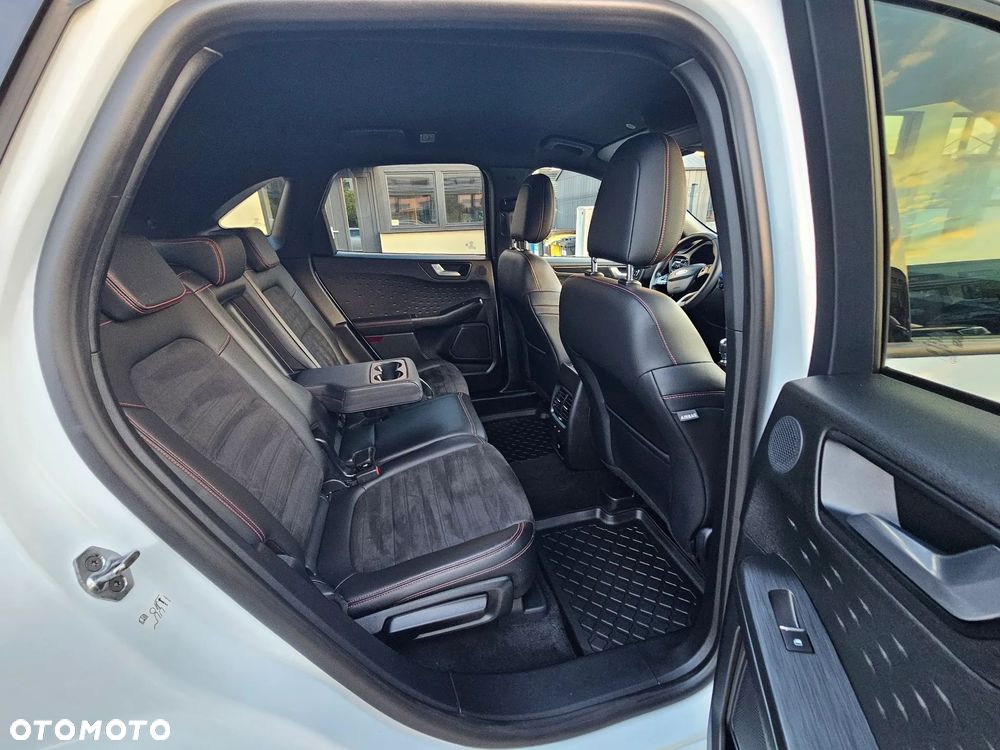 Ford Kuga 2.0 EcoBlue mHEV FWD ST-Line X - 11