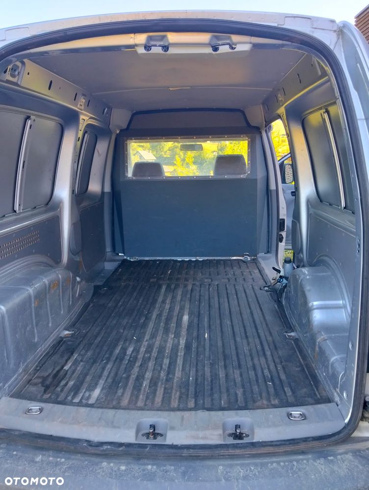 Volkswagen Caddy Maxi 4x4 - 11