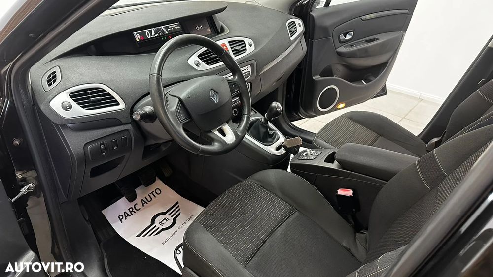 Renault Grand Scenic - 6