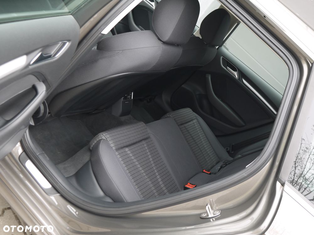 Audi A3 Sportback 2.0 TDI (clean diesel) S line Sportpaket - 15