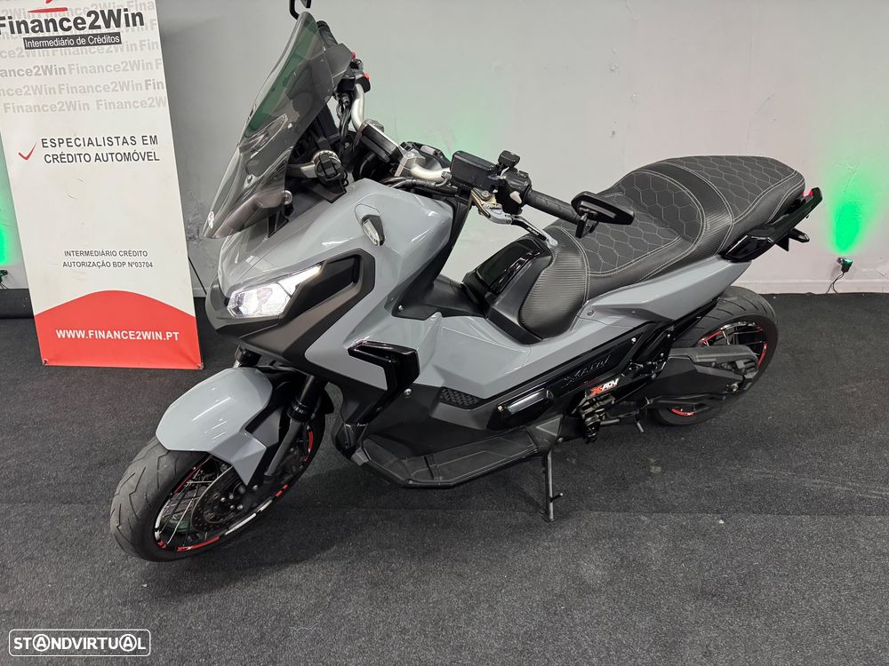 Honda X-ADV - 2