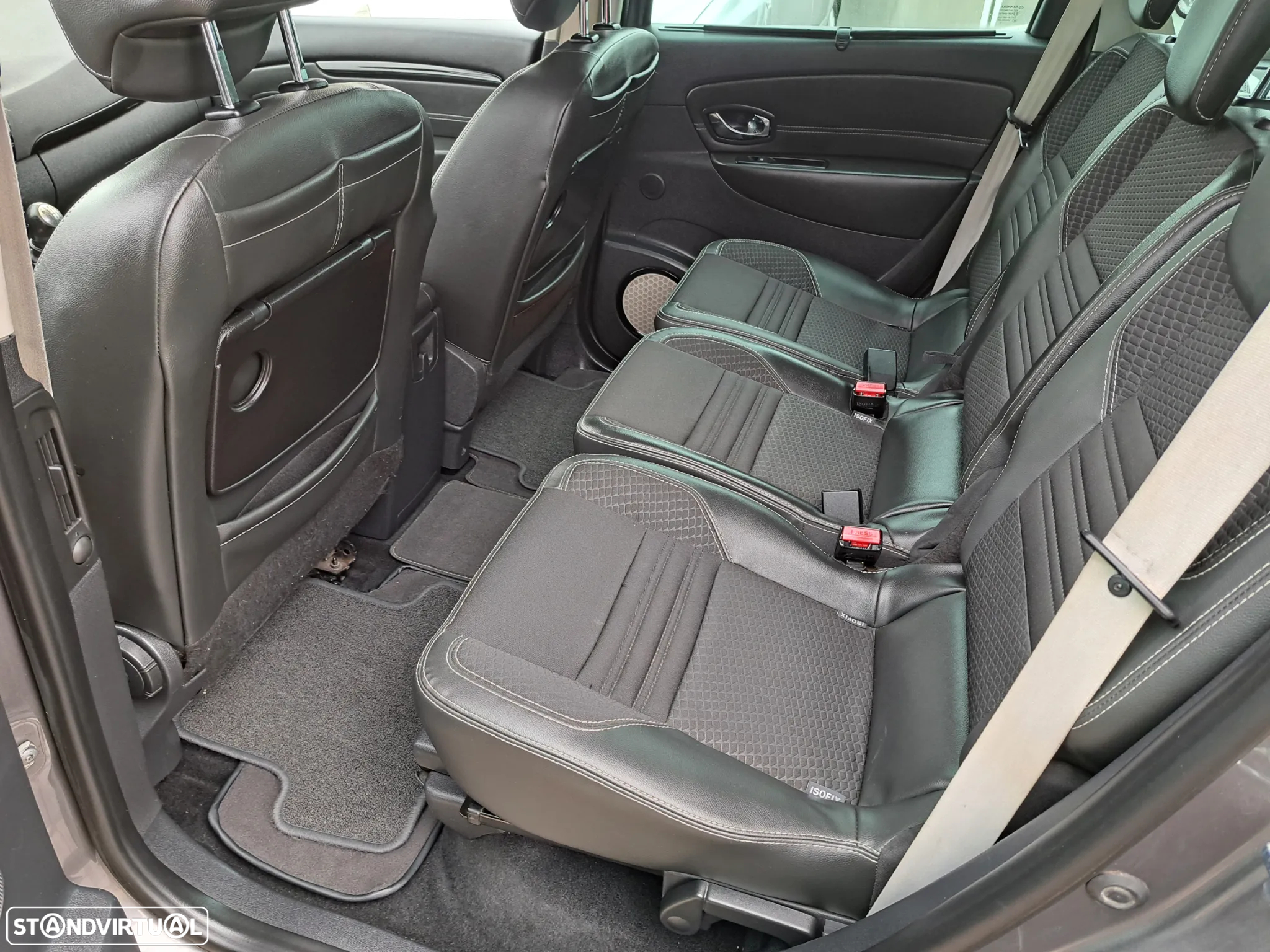 Renault Grand Scénic 1.5 dCi Bose Edition SS - 8