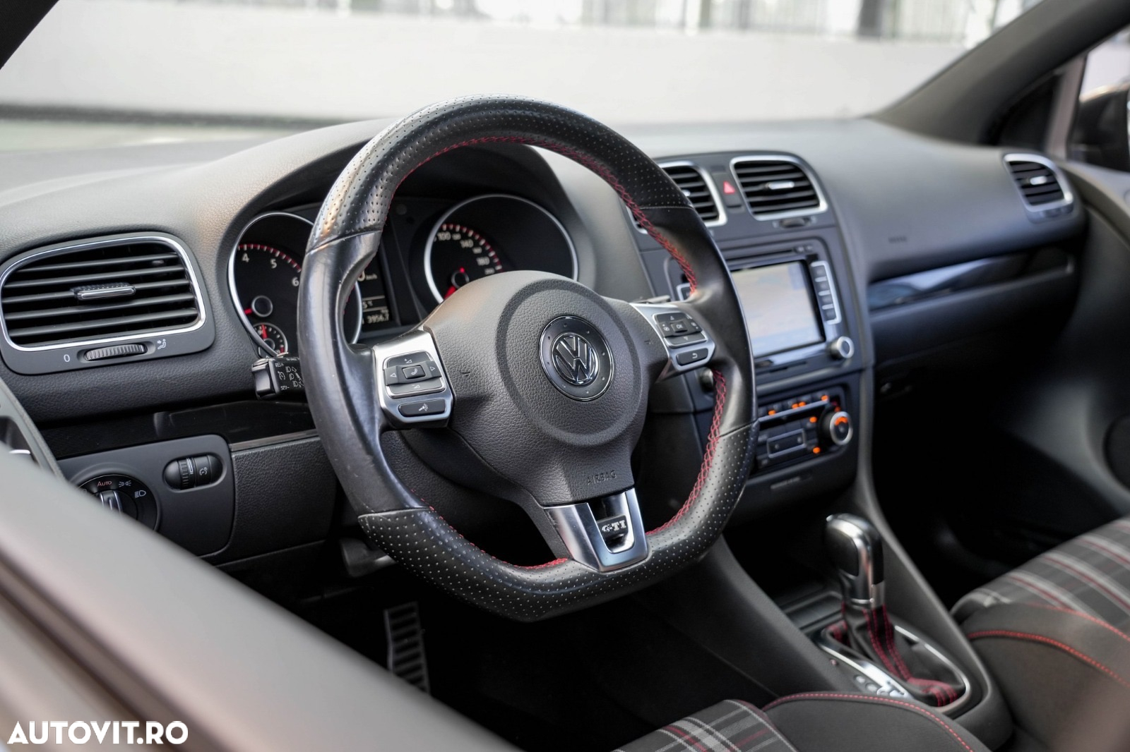 Volkswagen Golf 2.0 TSI GTI DSG - 13