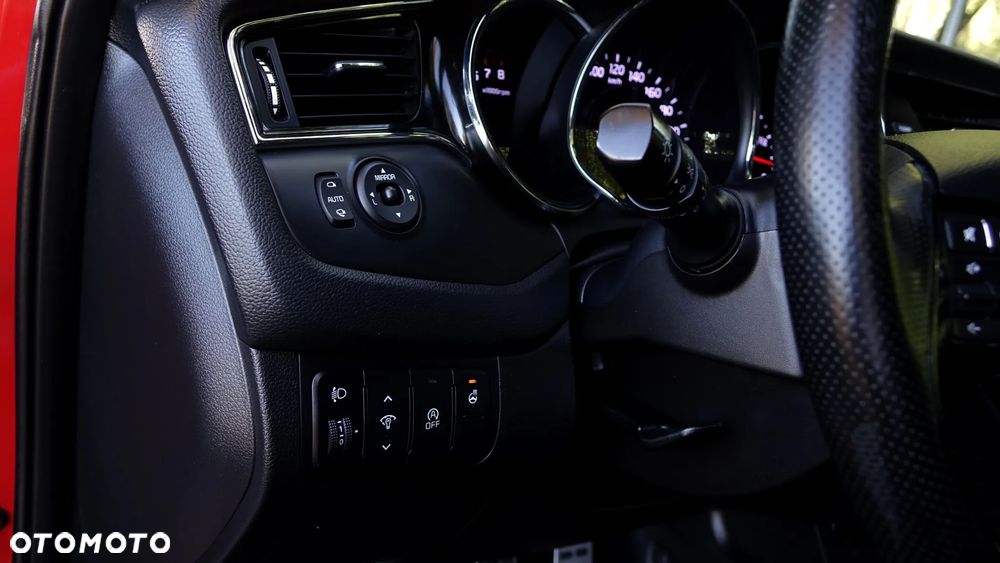 Kia Ceed 1.0 T-GDI ISG GT Line - 4