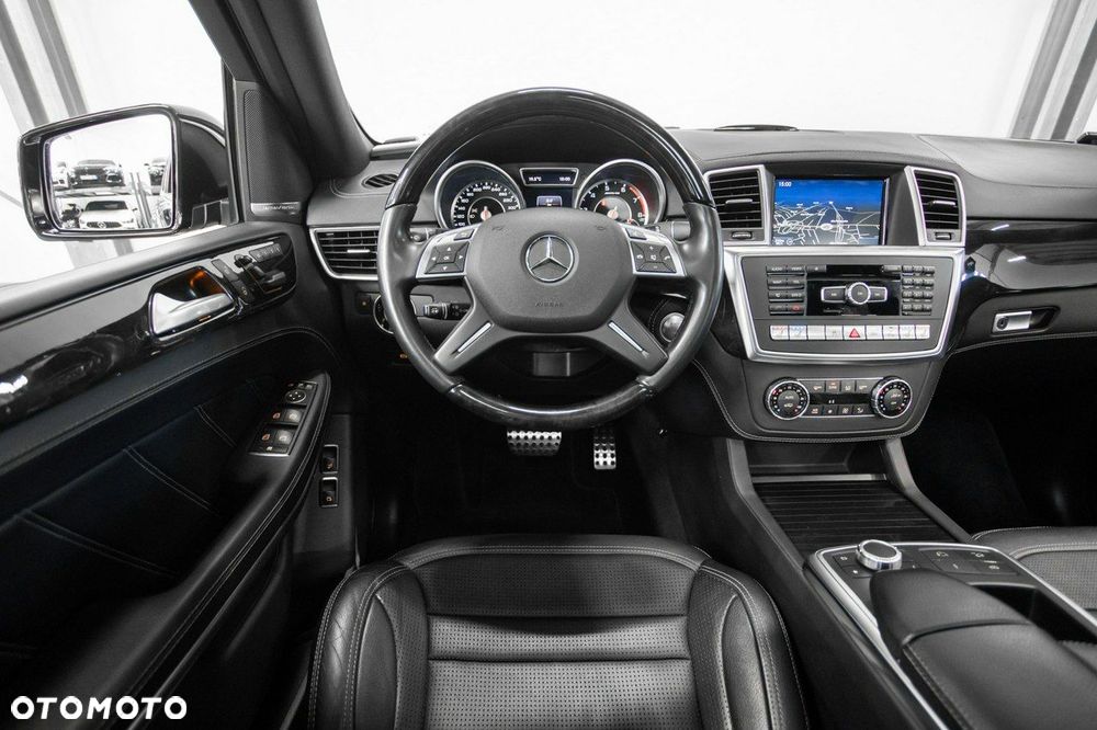 Mercedes-Benz GL - 33