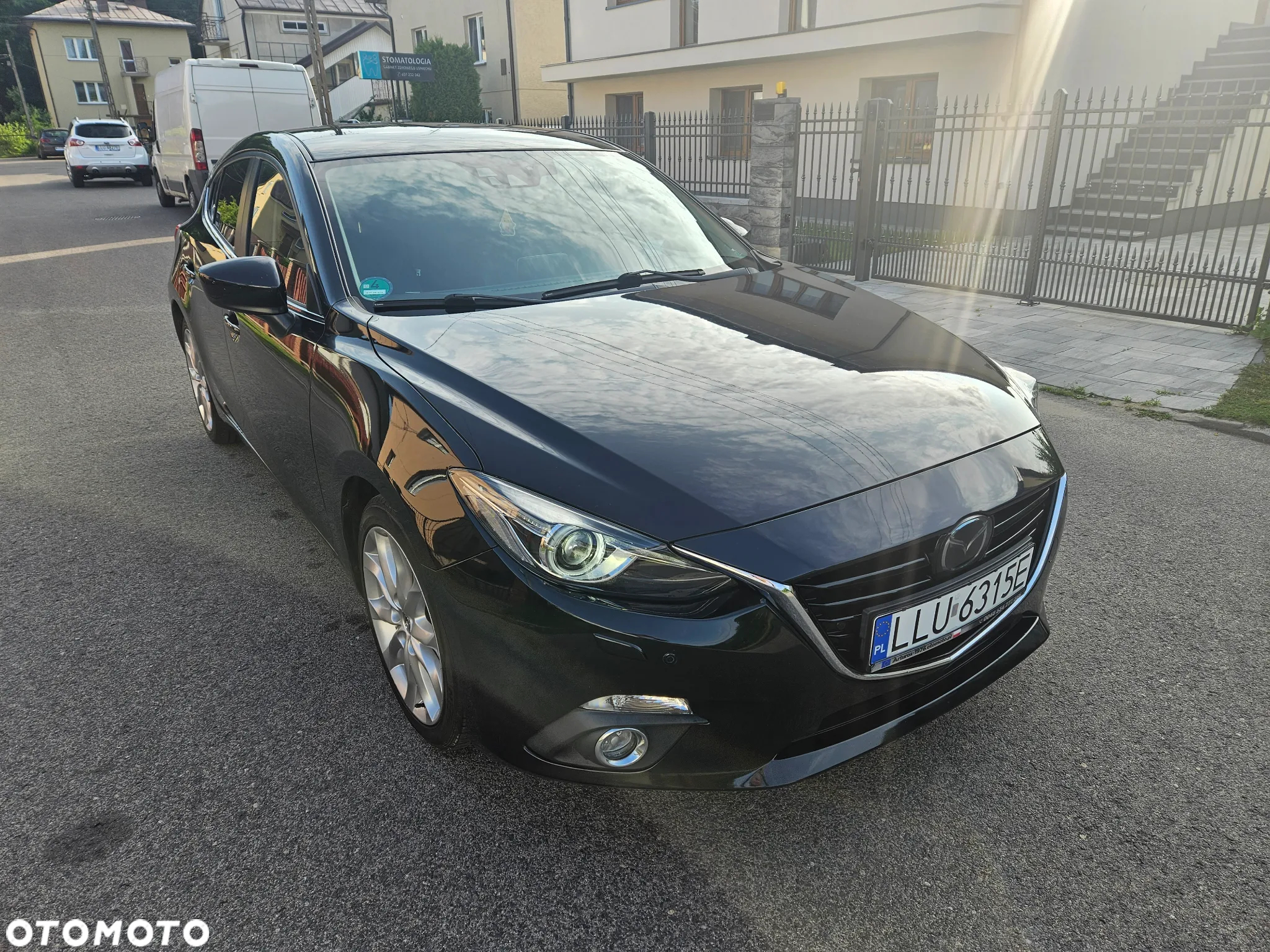 Mazda 3 SKYACTIV-G 165 Exclusive-Line - 2