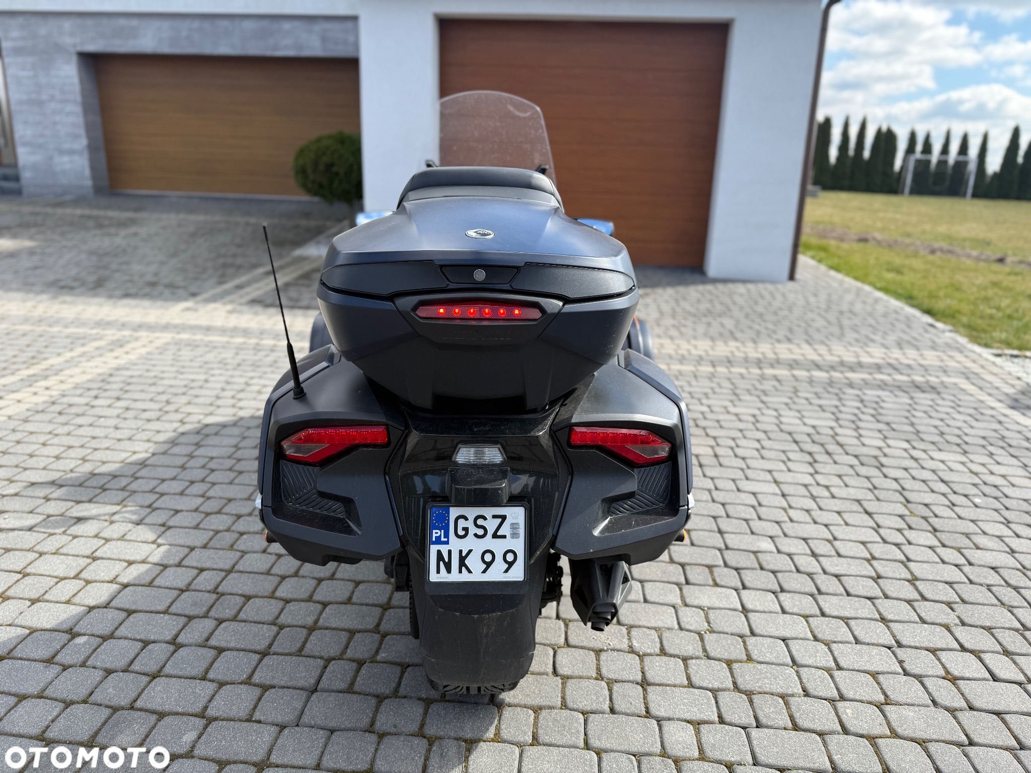 Can-Am Spyder - 7