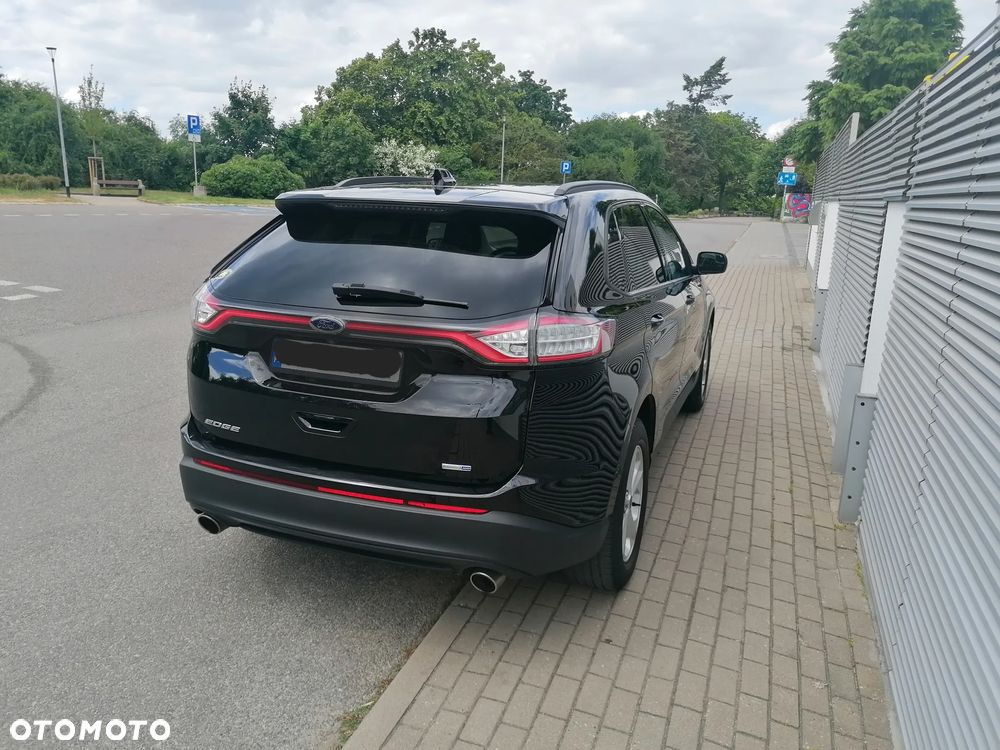 Ford Edge - 4