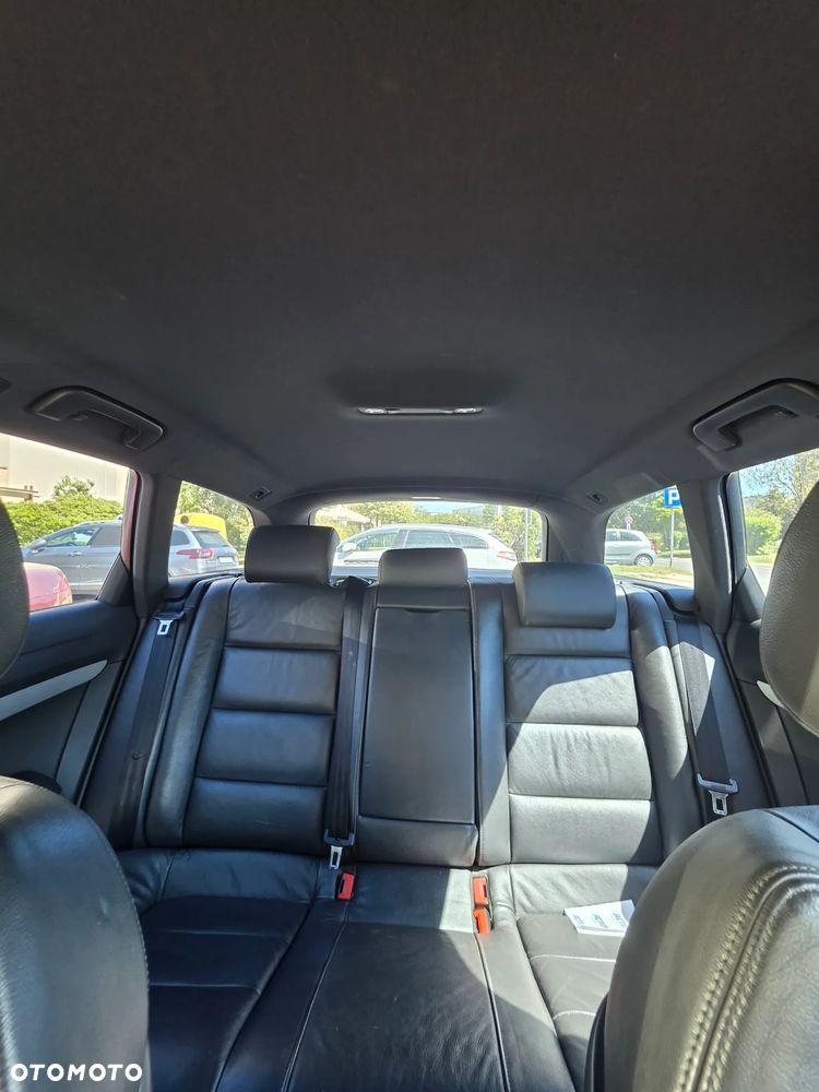 Audi A6 Avant 2.7 TDI DPF multitronic - 12
