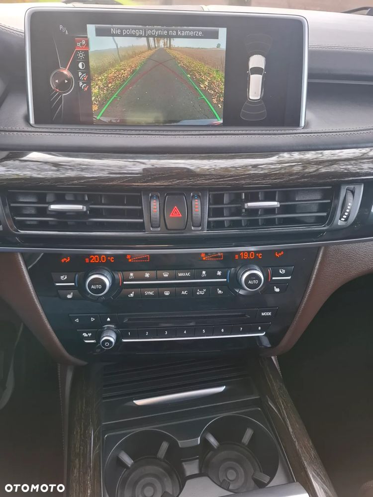 BMW X5 xDrive40d - 31