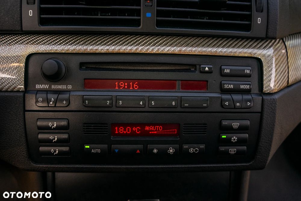 BMW M3 Standard - 17